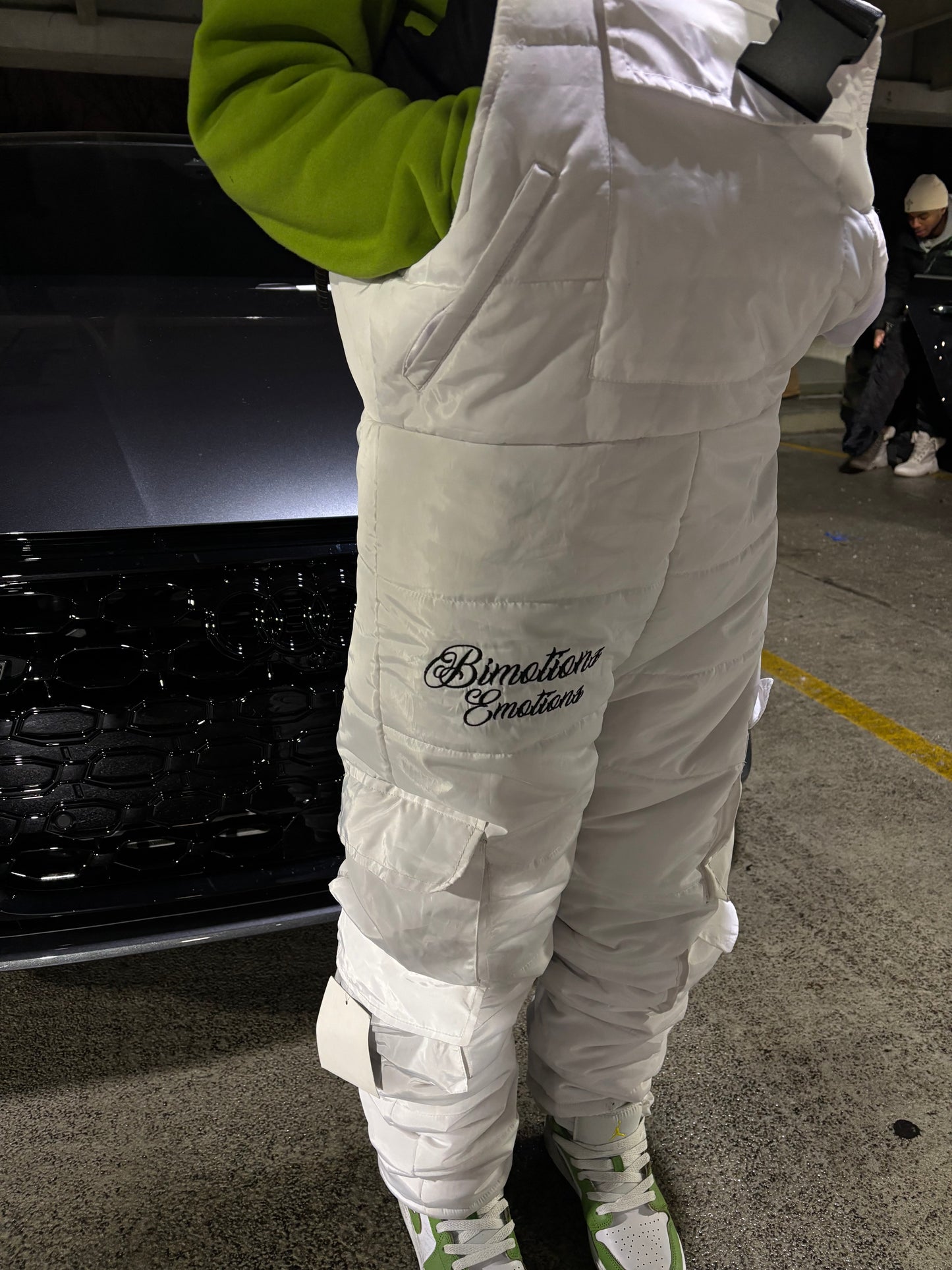 WHITE PUFFER OVERALLS